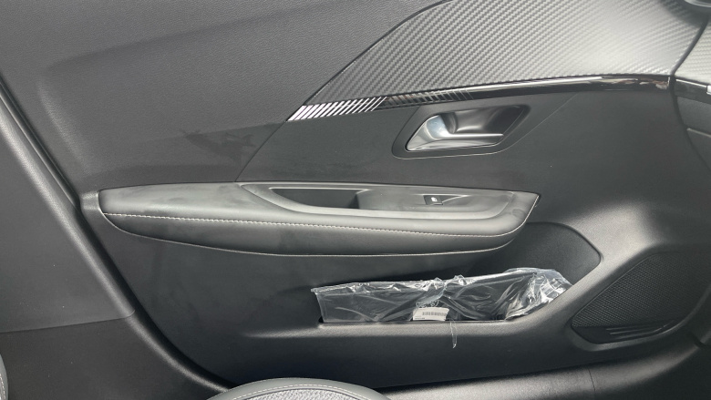 Peugeot 208 1.2 Hybrid 110 Allure 5dr e-DSC6 Petrol Hatchback